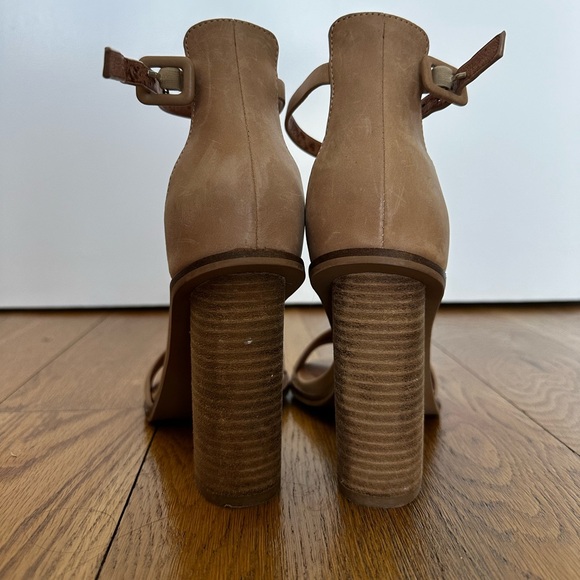 Alias Mae Nude Heels - Picture 3 of 5